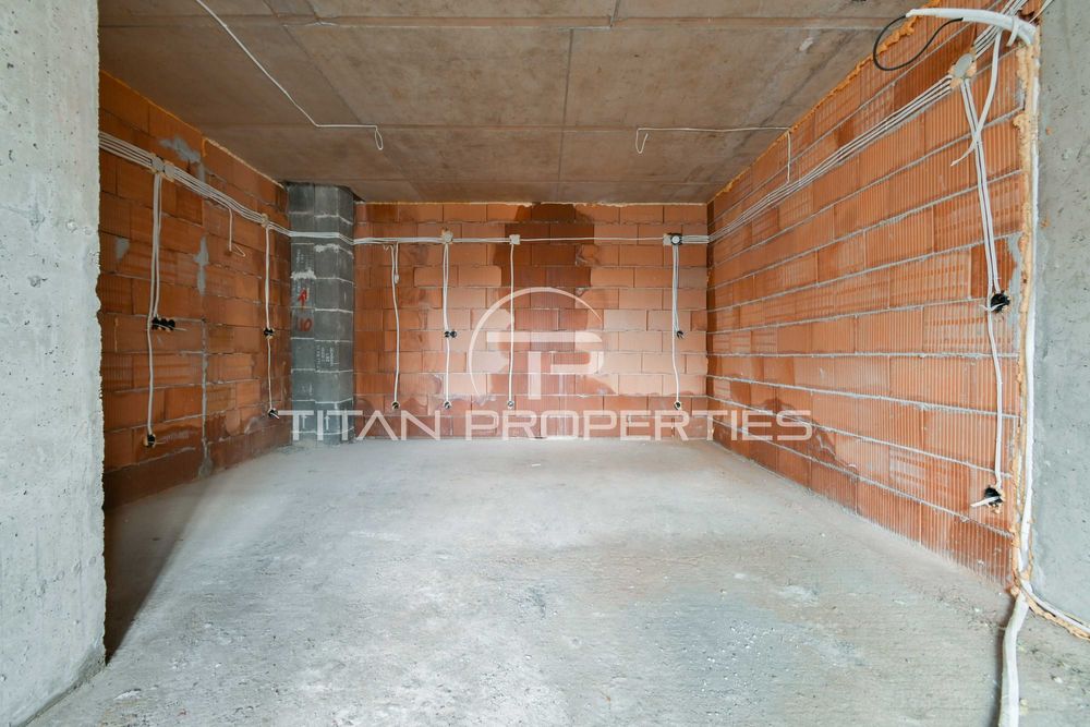 Продава се Тристаен апартамент в София, Витоша - 86 кв.м за 2032 €/кв.м - Снимка #1