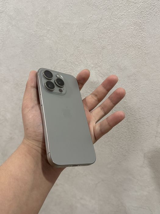 Продам айфон 15 про