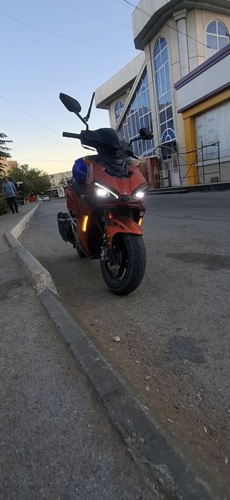 Продается скутер Италия R3 2020