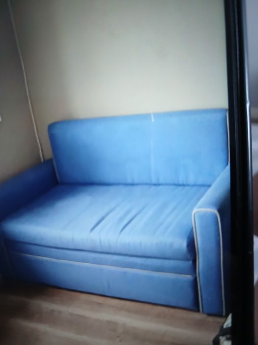 Продам диван раздвижной