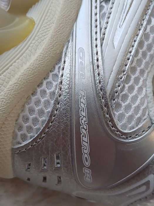 Vand ASICS Kayano 14