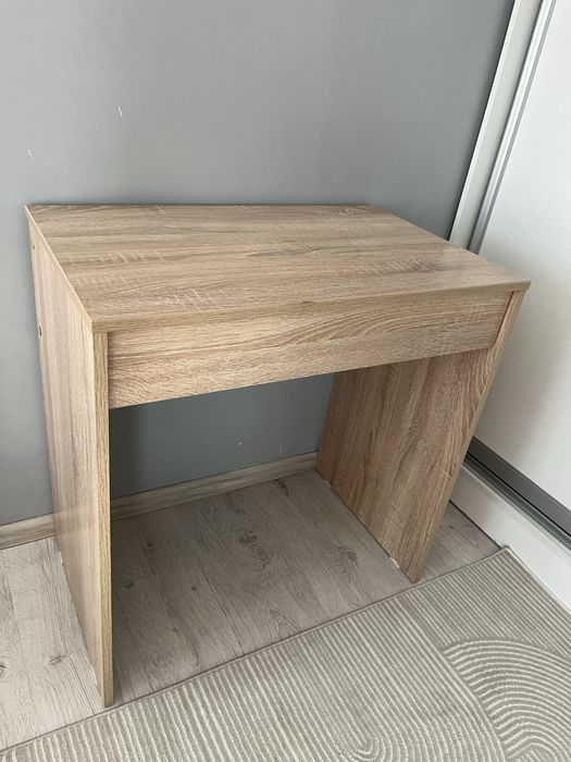 Туалетный столик