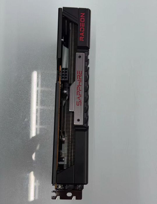 Sapphire RX 9060 XT 8gb Pulse OC