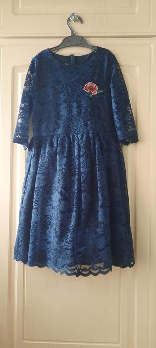 Платья и юбки  на 7_9 лет