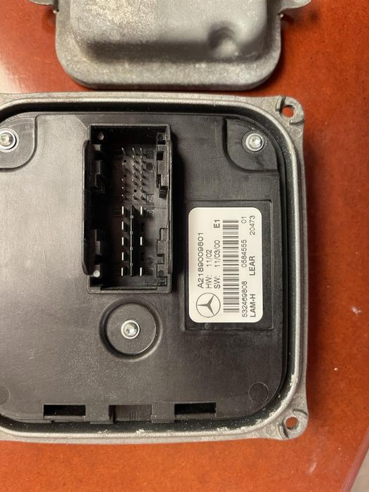 Модули за фар за Мерцедес CLS W218