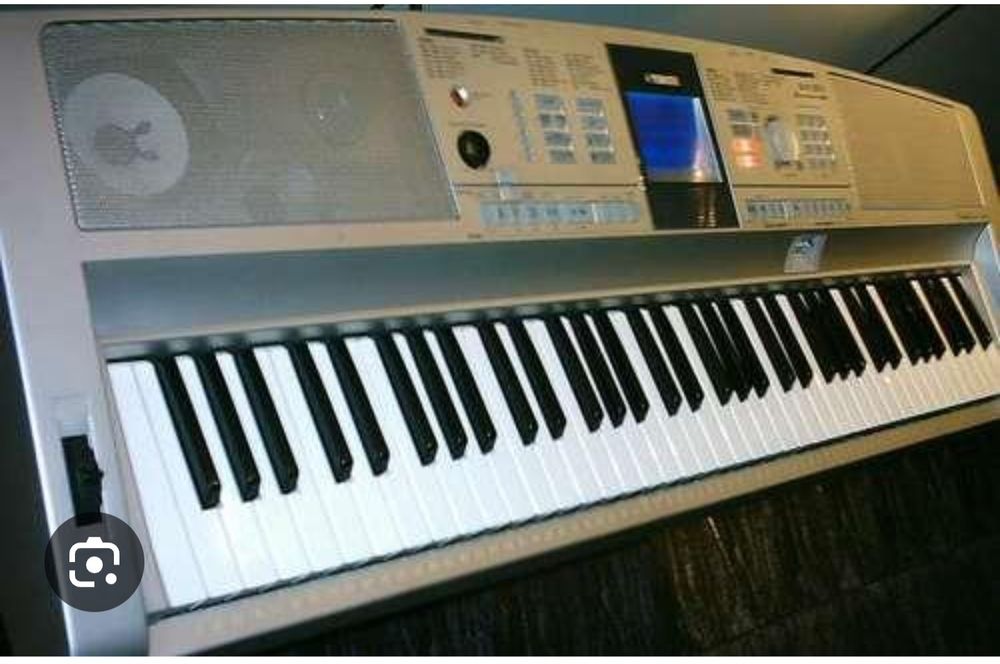 Vand pian yamaha dgx grand piano 76 taste.Sch8mb cu boxe
