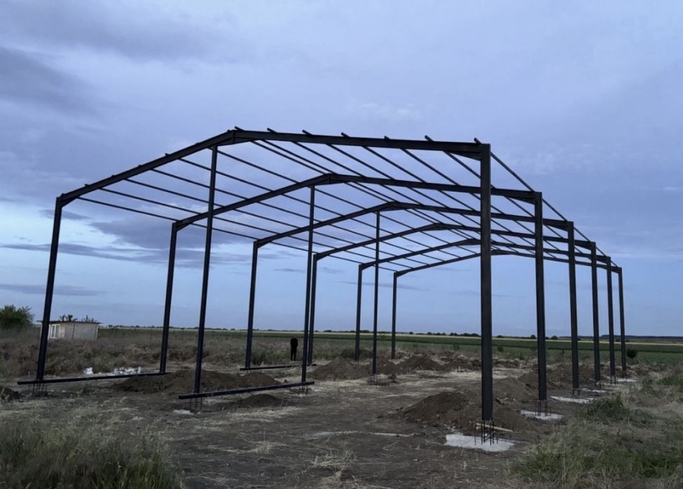 Vand hala  12 m x70 m x4 m super pret si alte dimesiuni la comada