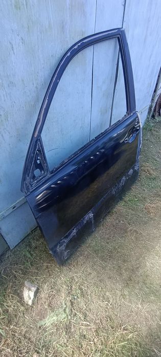 Продам дверь на автомобиль прадо 120