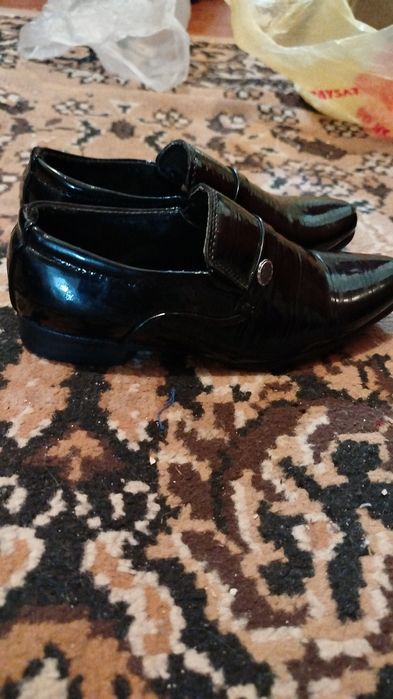 Продам Б/У вещи и обувь