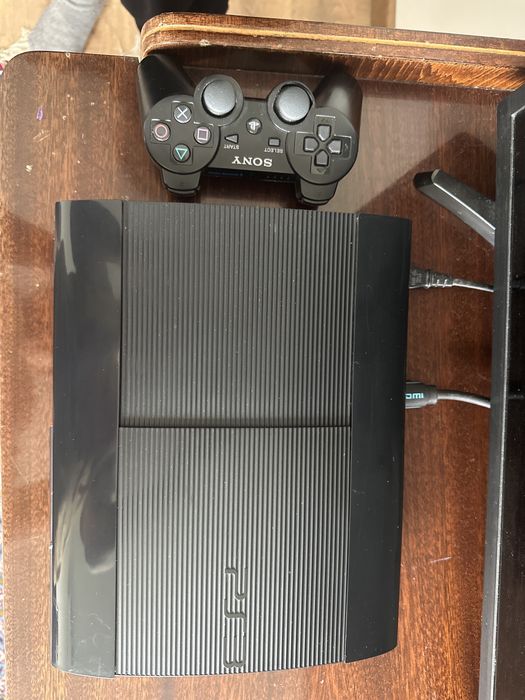 Sony Playstation 3 SUPER SLIM.