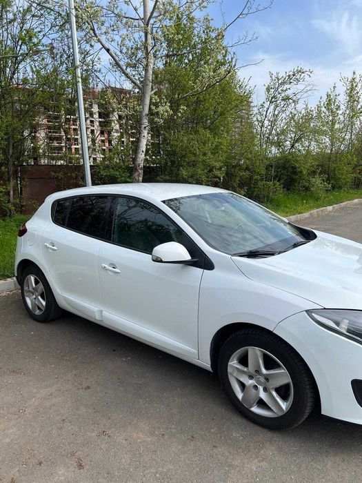 RENAULT Megane 2015 — imagine 3