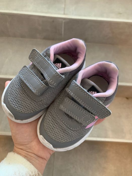 Детски маратонки и боти