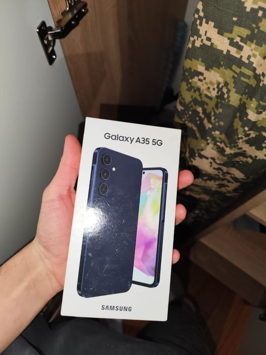 Samsung a35 5g. С Коробкой
