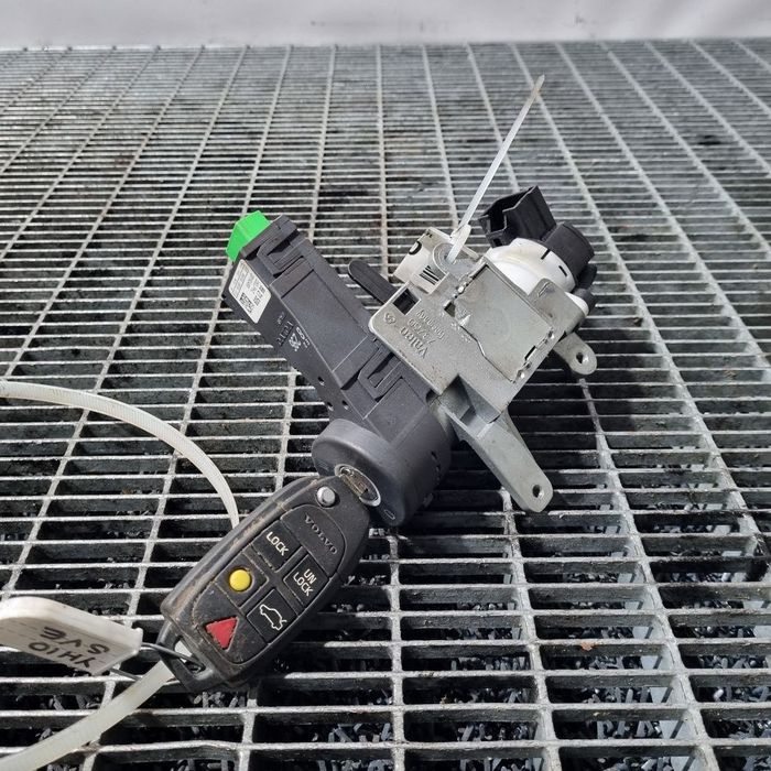 Contact Cu Cheie Volvo XC90 Facelift 2.4 Diesel 2007 - 2014 SUV (1420) 8621509