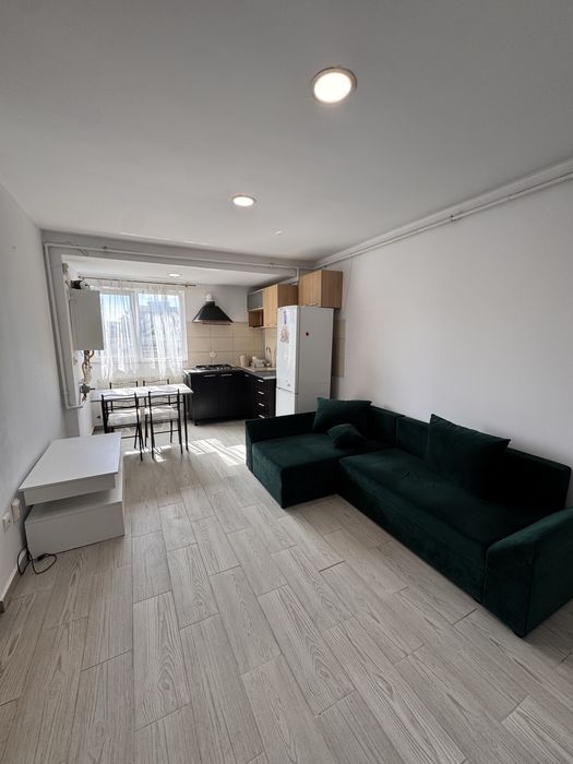 Apartament 4 camere la mansarda