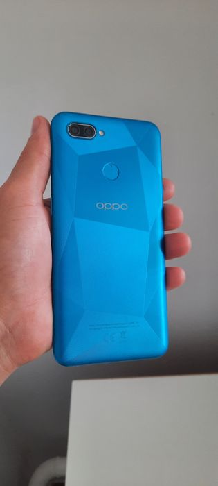 Оппо А12 в отличном состояни.