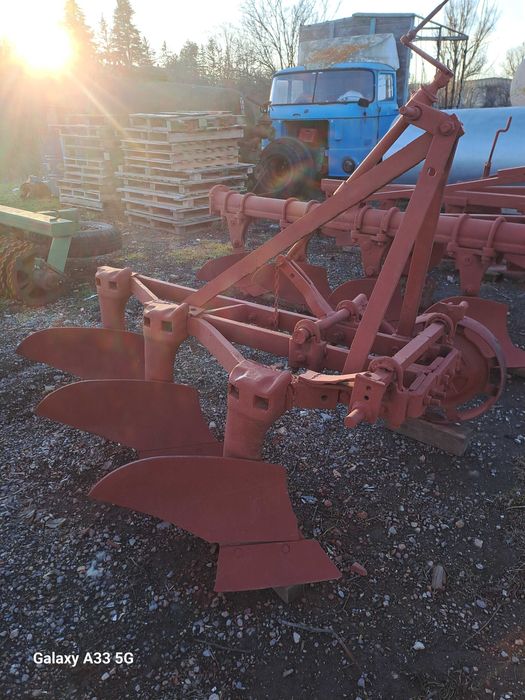 Плуг 3 х 25 - 4 х 25