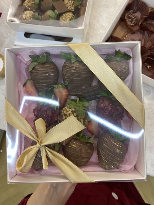 Клубника в шоколаде 3500тг