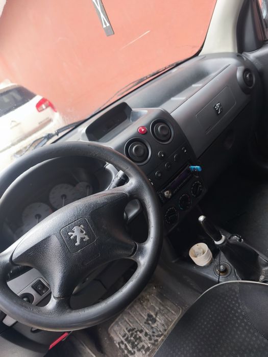 На части Пежо Партнер 2.0HDI