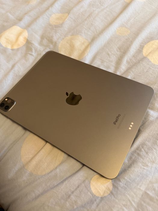 Ipad 11 pro m2 в хорошем состоянии
