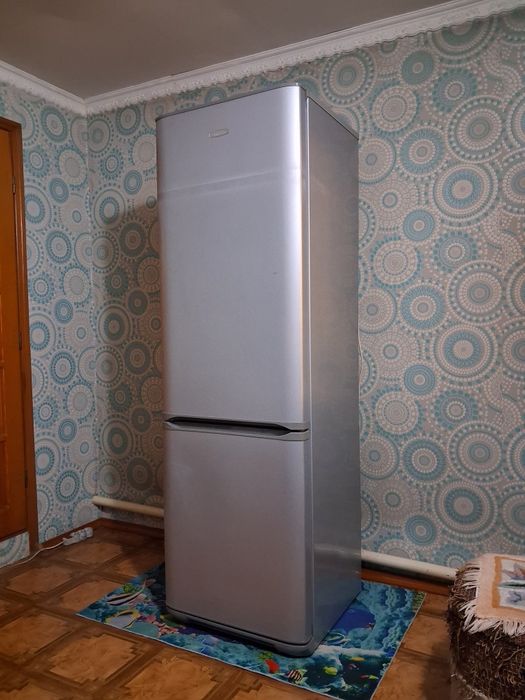 Холодильник бирюса