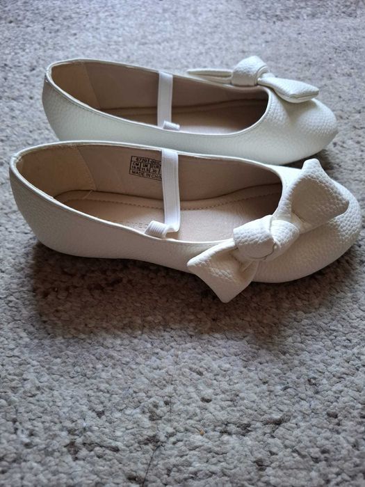 Pantofi pentru fetite