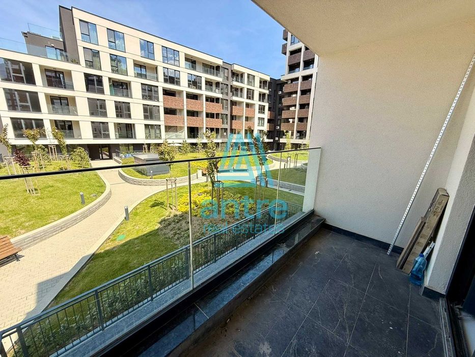 Двустаен апартамент в кв. Кръстова вада