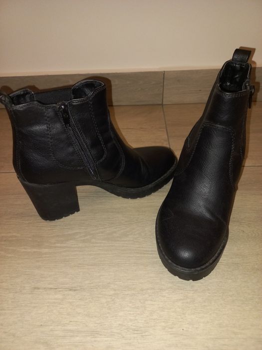 Botine dama, mărimea 38,Graceland