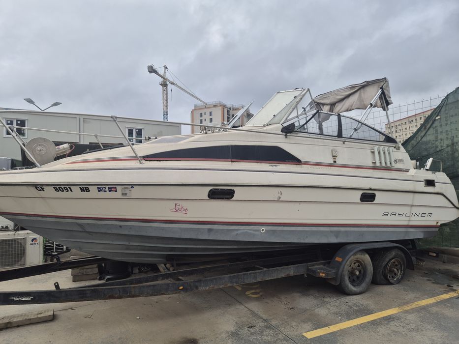 Vand barca bayliner ciera 2651