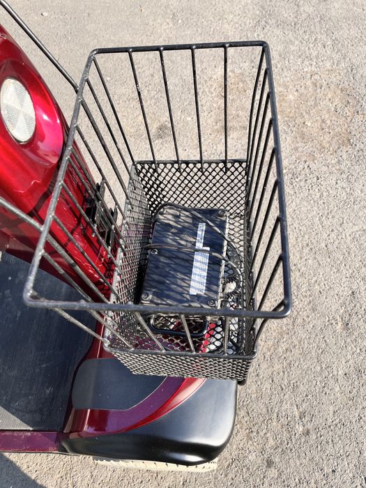 Ел скутер за трудноподвижни