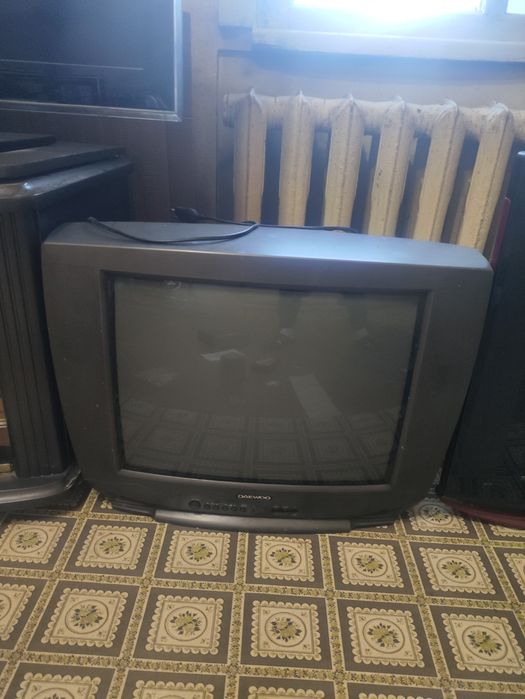 Продам три телевизора