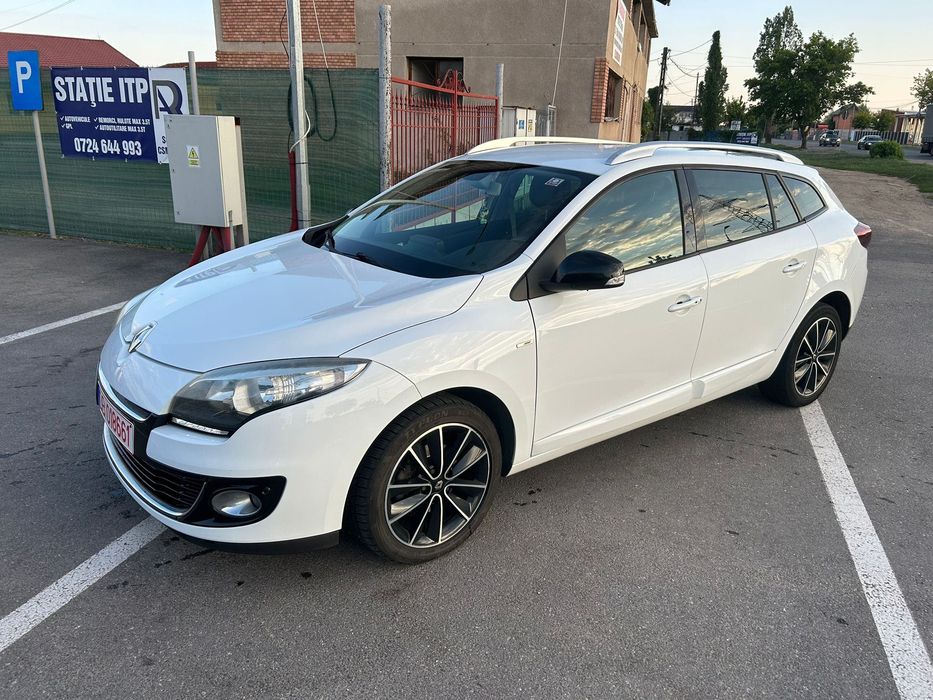 Vând Renault megane