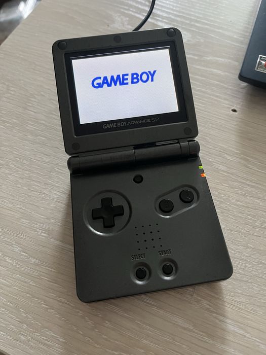 Game Boy Advance SP / AGS-101 / Новая батарея