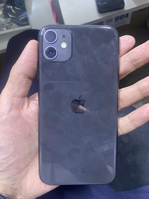 продам iphone 11 64gb