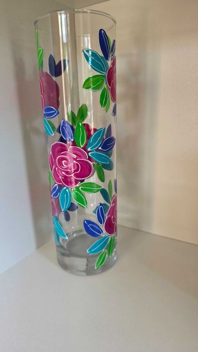 Ръчно рисувано стъкло