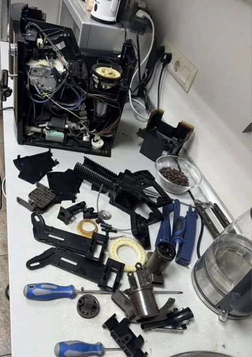 обслуживание и ремонт кофемашин.чистка