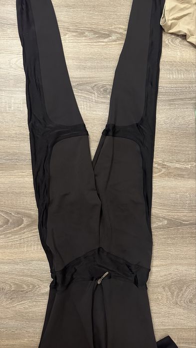 Фитнес лосины, комбенизон