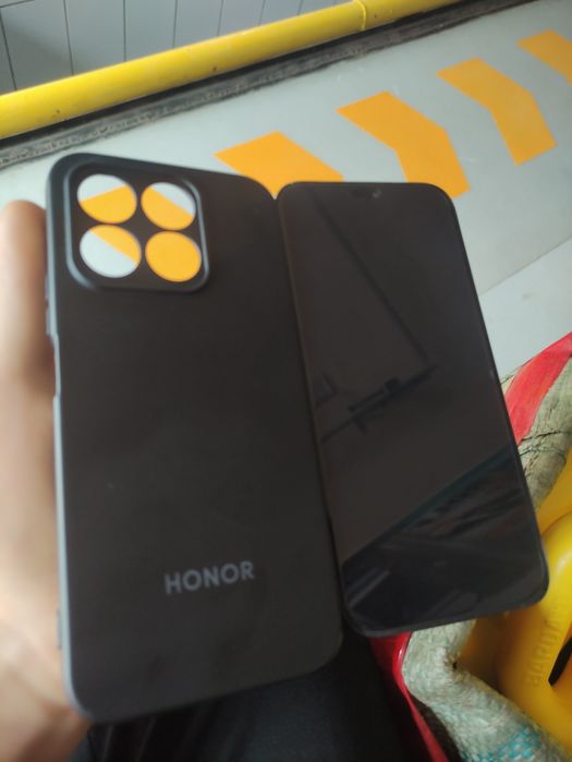Продам телефон honor x8r есть гарантия