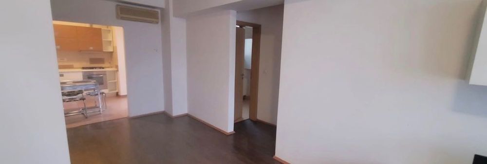 Proprietar vand apartament 2 camere (2 loc parcare) Timisoara