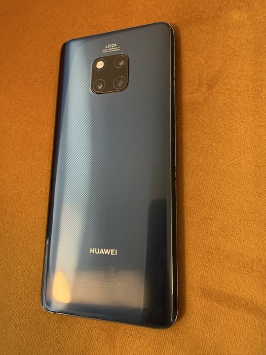 Мобилен телефон Huawei mate 20pro