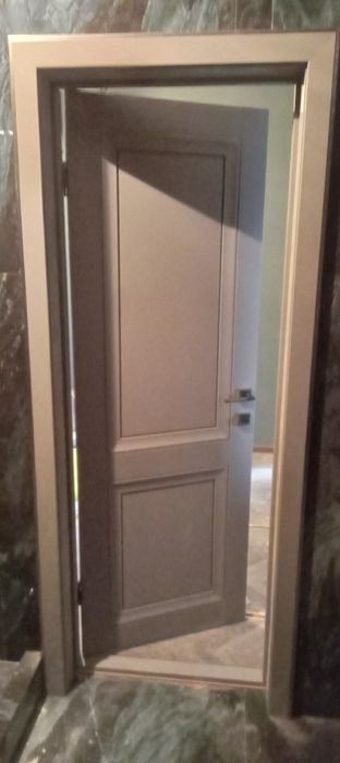 Установка дверей.