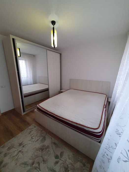 Vanzare apartament 3 camere