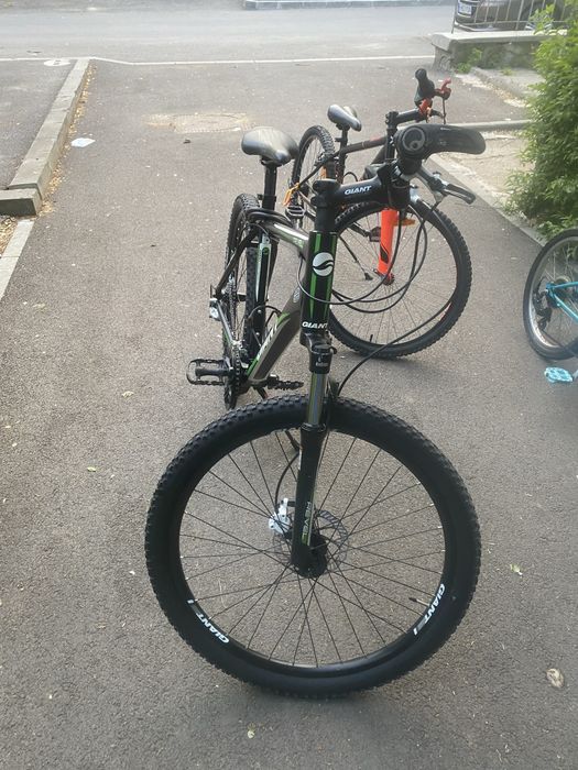Bicicleta Giant Revel Aluxx Technology