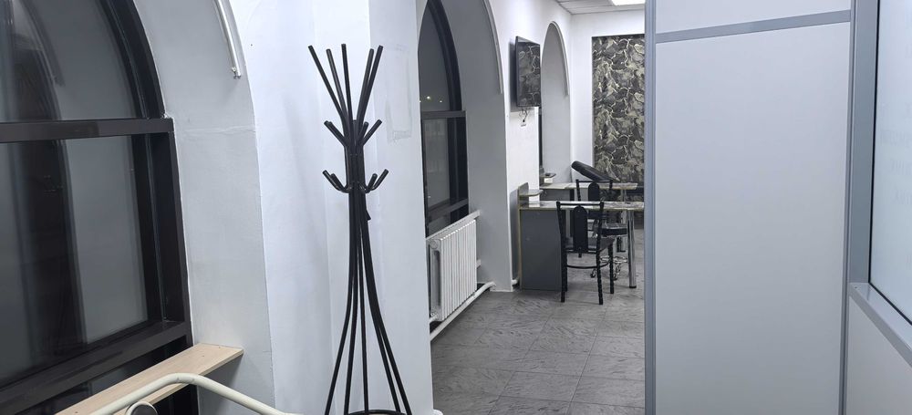 сдам в аренду салон