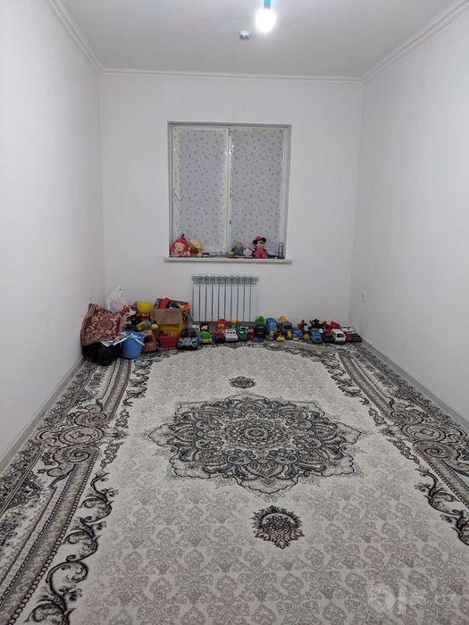 Yashnobod tumani Olmos mahallada 4 xonali uy sotiladi 110 kv