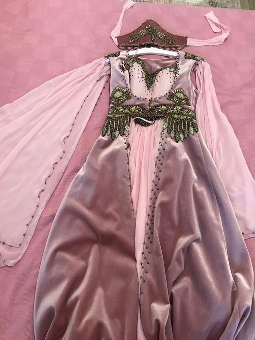 Традиционна рокля от 5 части/рокля за специални поводи