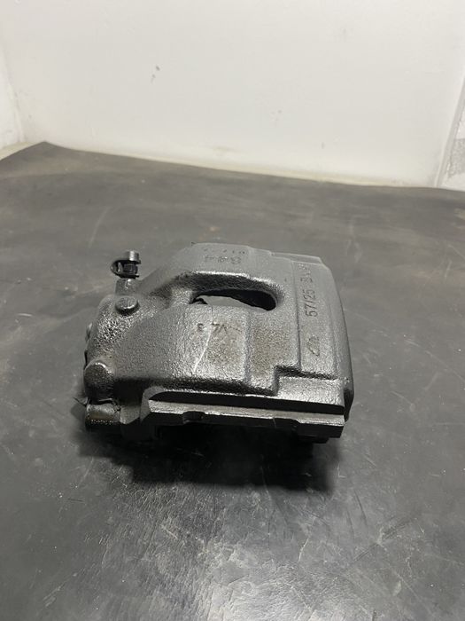 Etrier frana stanga fata BMW X3 E83 2.0 d 2003-2009