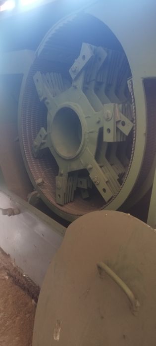 Moară cu ciocanele industrial 37 kw