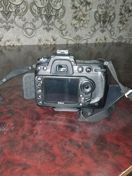 Foto kamera sotiladi