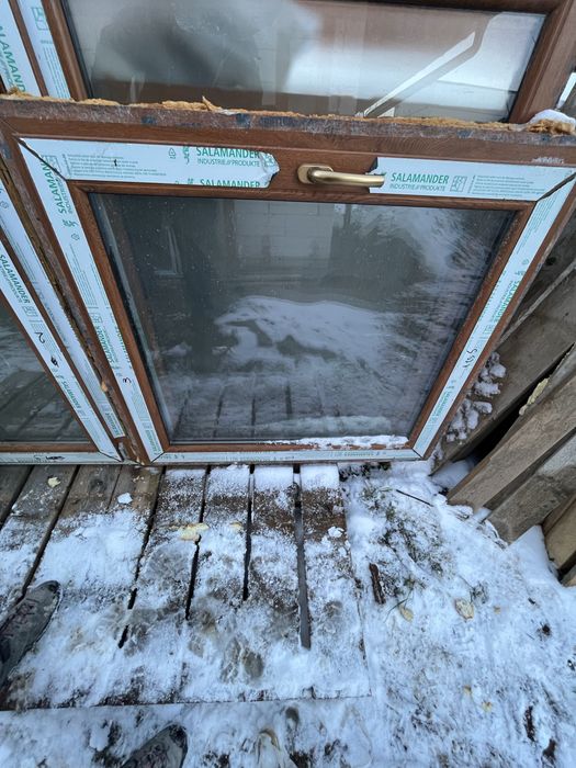 Geamuri termopane Salamander, 76 mm, culoare stejar auriu